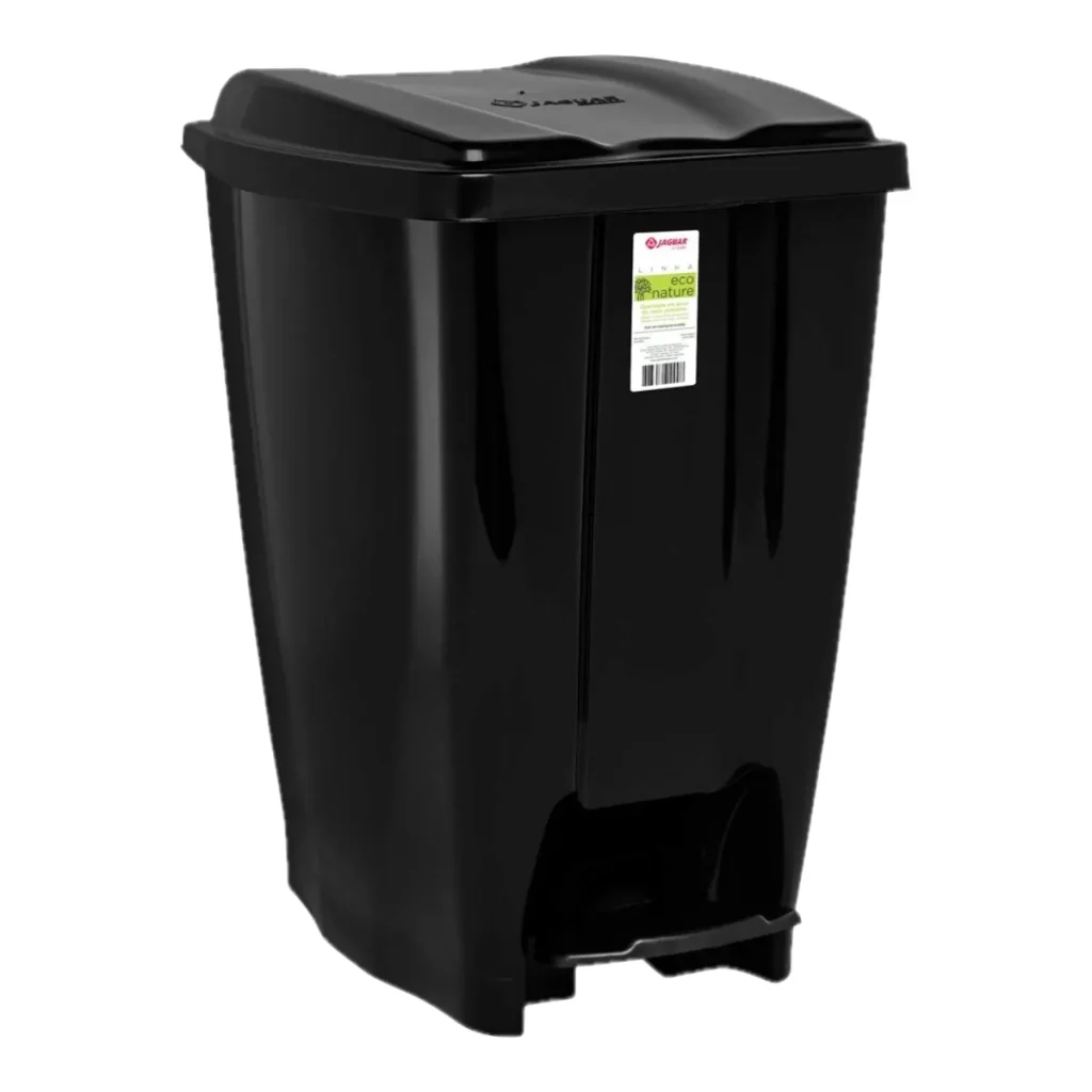 Lixeira plástica jaguar 40 L com pedal eco preta
